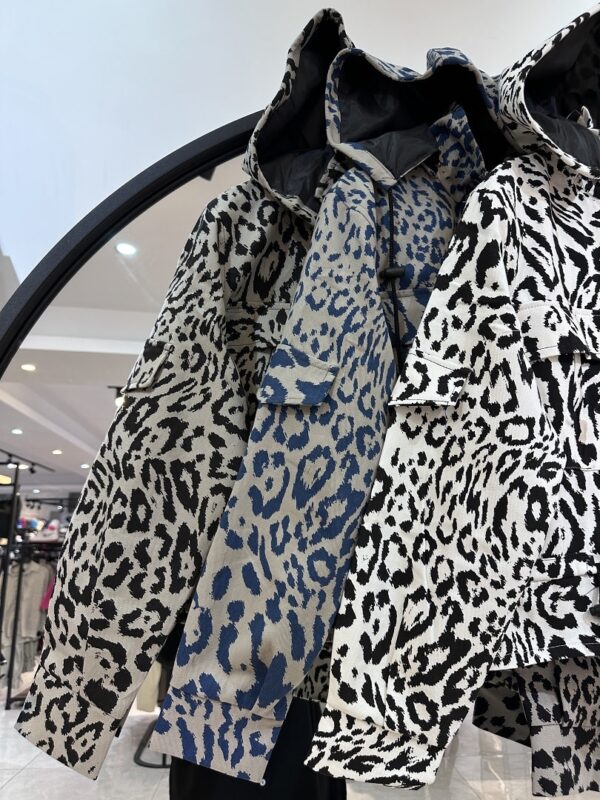 2024_10_13_20_56_IMG_0742-min ترنچ کت پلنگی کتان ترک همراه با استر (34004) - Image 2