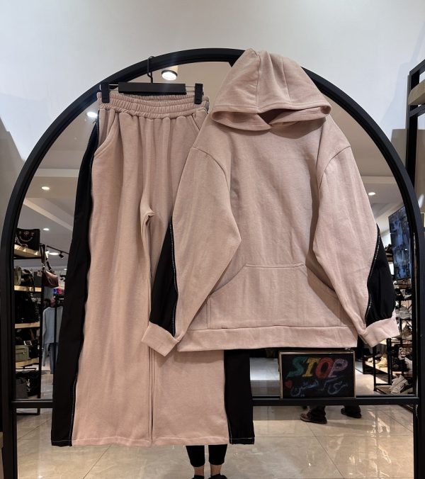 2024_12_12_19_42_IMG_1242-min ست هودی شلوار زیپی (34162) - Image 1