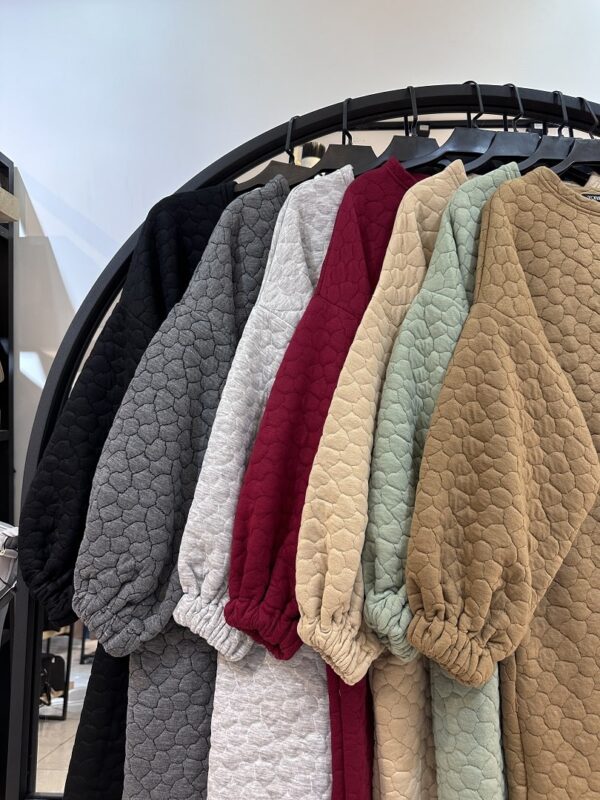 2024_12_30_20_15_IMG_1402-min پیراهن دورس ضخیم و لطیف سنگی مزونی با چهل درصد اف (34292) - Image 2