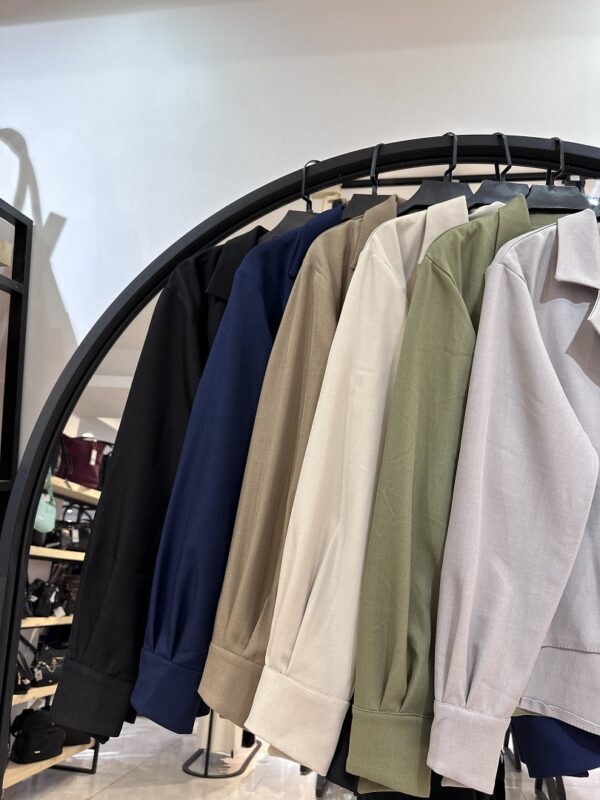 شومیز دو یقه کرپ درجه یک (34358) - Image 2