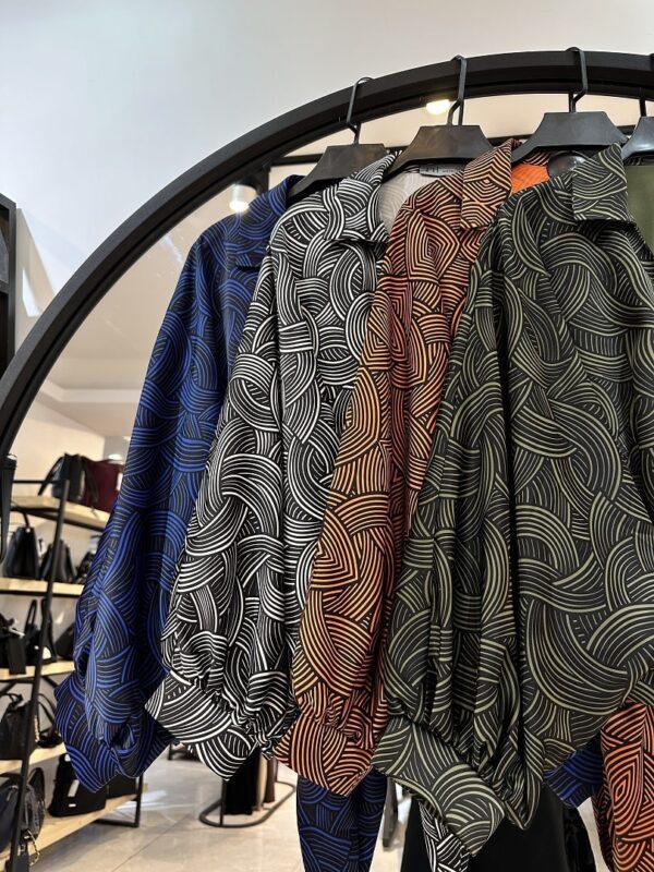 شومیز جلو گره ساتن نانسی چاپی (34420) - Image 2