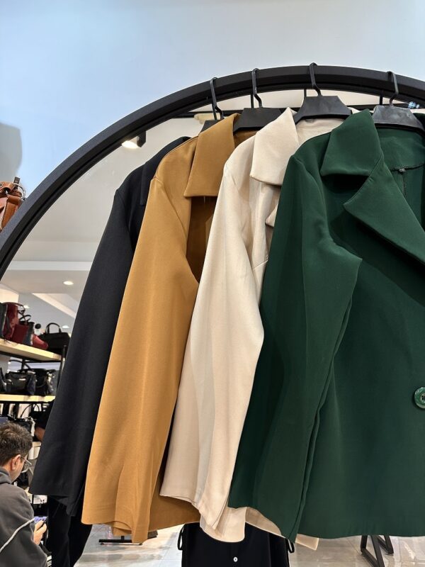 ست کت و شلوار کرپ مازراتی دو دکمه (34548) - Image 2