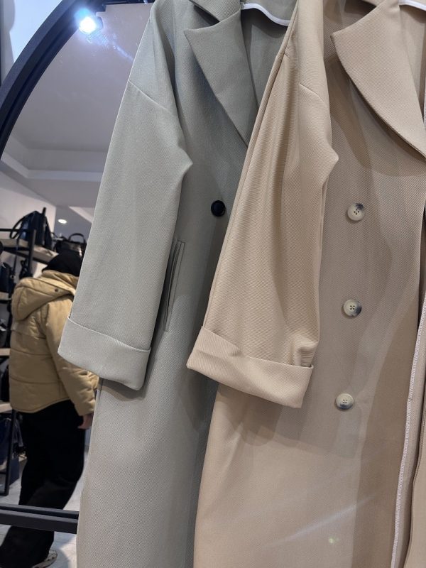 مانتو بلند کرپ کجراه با 6 دکمه (34607) - Image 2