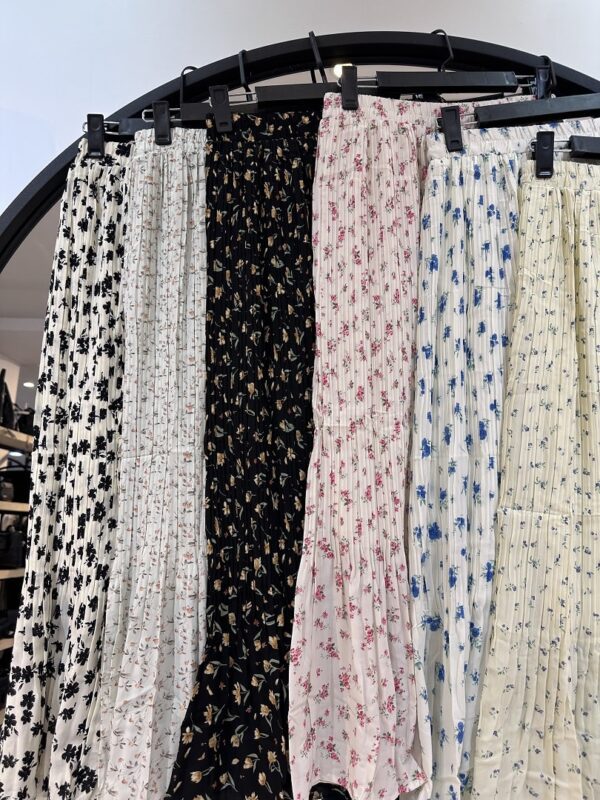 دامن گل گلی وارداتی طرح حنا (34613) - Image 2