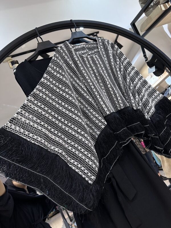 ست پانچو قلاب بافی و پیراهن کرسپو کمر دار (34600) - Image 2