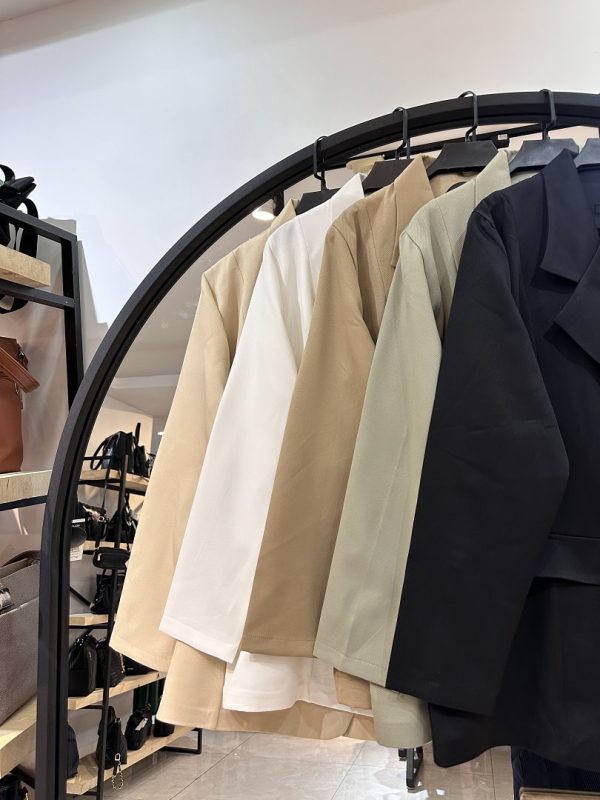 کت مازراتی کجراه یقه انگلیسی چهار دکمه (34685) - Image 2