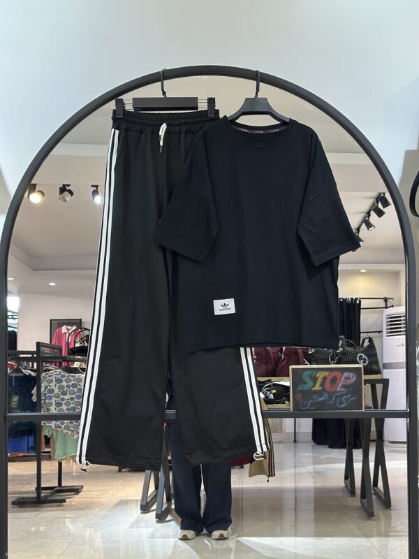 ست تیشرت نخ پنبه و شلوار گلکسی سه خط (35435) - Image 5