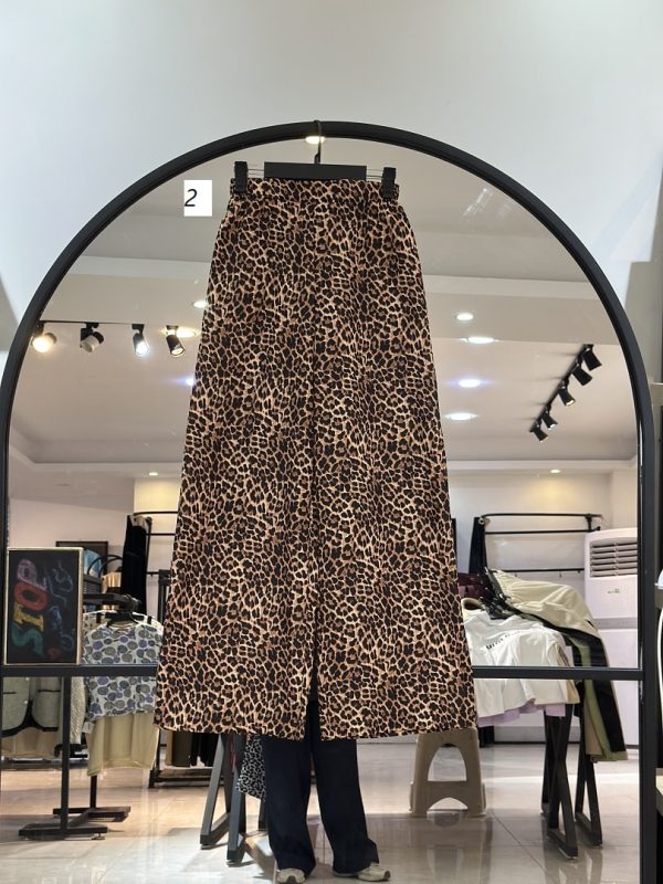 شلوار کرپ پلنگی با اف خفن (35577) - Image 2