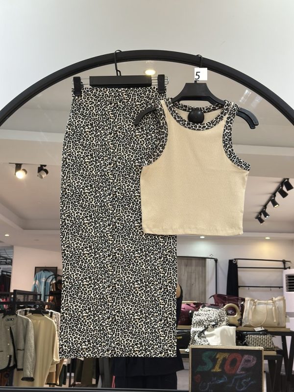 ست کراپ تاپ  دامن پلنگی (35584) - Image 5