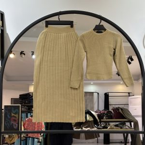 ست بلوز دامن دو طرف چاک دار اصیلا (35690)