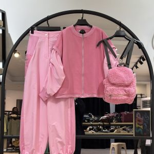 ست سه تیکه دورس تو کرکی ترکیبی و شلوار تی سی و کوله پشتی تدی (35702)