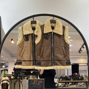 وست بوفالو  داخل تماما پشم بارویه پوست درجه یک (35760)