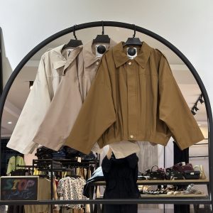 بامبر کتان زارا جلو پیلی زیپ مخفی دو دکمه پانچ شده (35762)