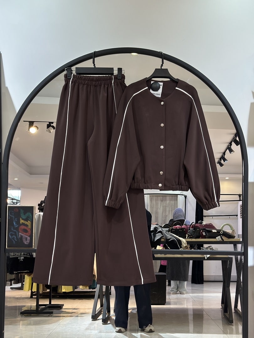 2025_10_04_16_57_IMG_3883-min ست بامبر شلوار بگ اویشو درجه یک برندا (35840) - Image 1