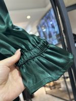 شومیز یلدایی ساتن استین چین و سرشونه پف (36127) - Image 2