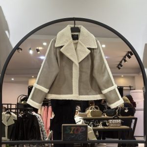 کت بوفالو رویه چرم و داخل پشم (36208)