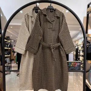 کفتان شنل کمردار با تنخور و جنس ضمانت دار طرح آسو (34048)