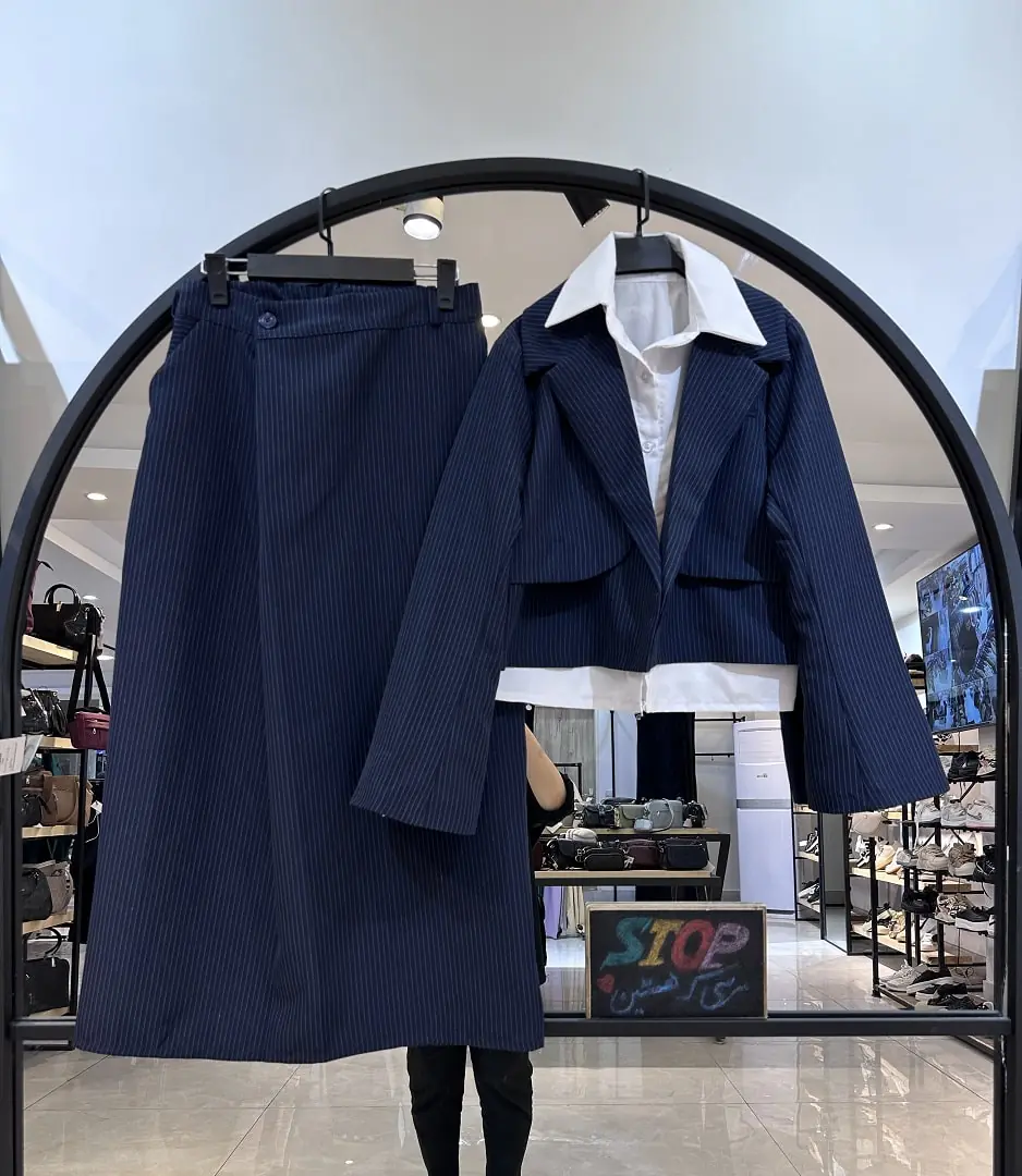 ست سه تیکه کت و دامن و شومیز دیپلمات (34460) - Image 1