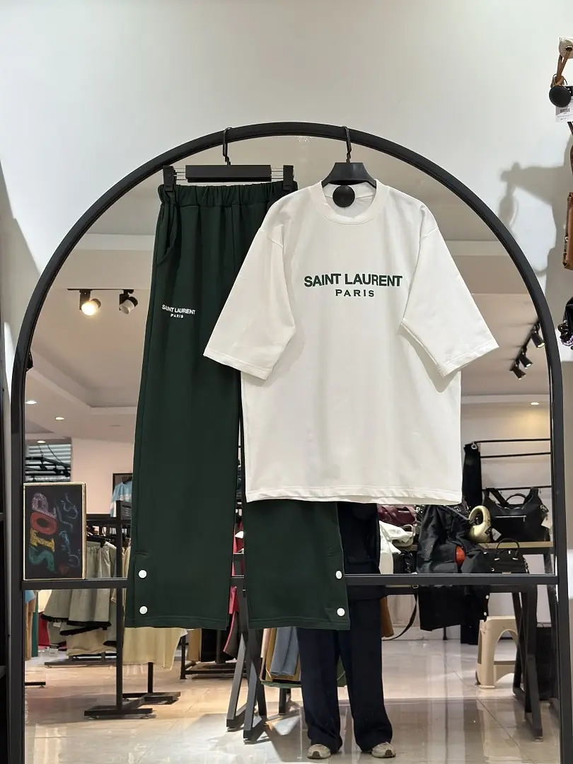 ست تیشرت شلوار گلکسی دو دکمه سفید (35552) - Image 1