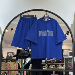 ست تیشرت او ر باکسی و شلوارک سوپر پنبه میو نگین کاری شده اف خورده (35649)