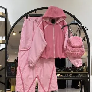 ست سه تیکه هودی دورس و شلوار بگ کتان تی سی و کوله پشتی تدی ستیلا (35766)