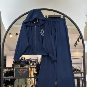 ست بامبر و شلوار بگ لارنس میله ای گلدوزی شده (35844)