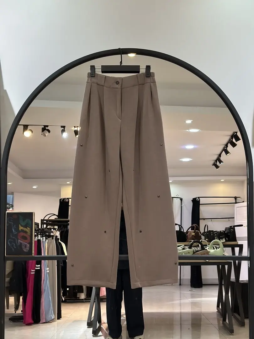 شلوار بگ ریزش دار اویشو پانچ شده پیرسینگی (35926) - Image 1