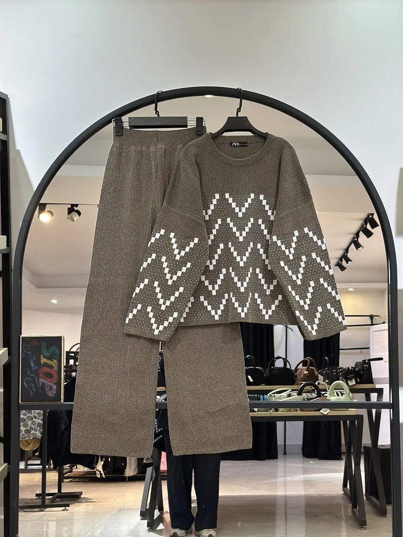 2025_11_01_18_50_IMG_5783 ست بافت متراکم لوزی (36005) - Image 1