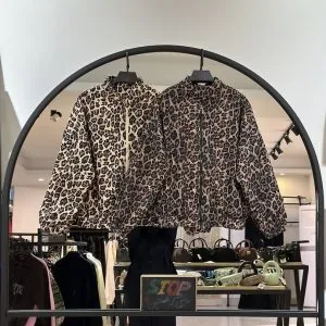 بامبر پلنگی مخمل استر دار درجه یک (36010)