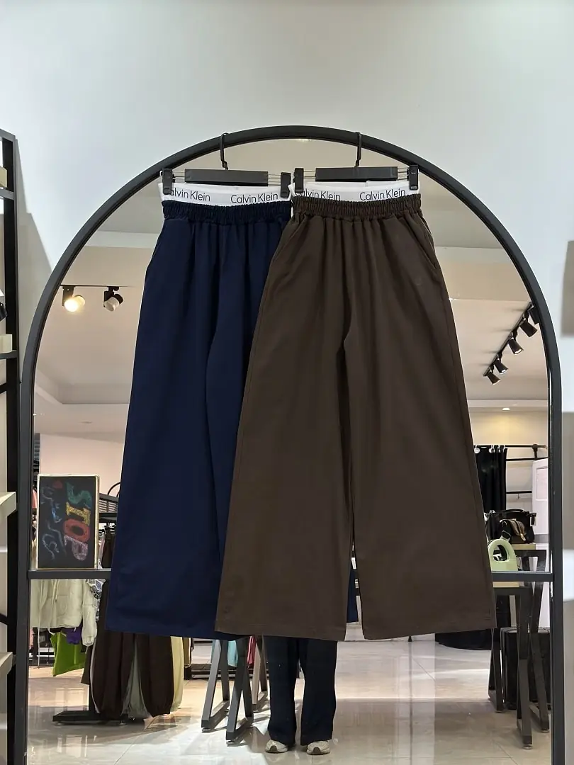 2025_11_11_14_56_IMG_6386-min شلوار فول بگ کمر کش کلوین کلین (36049) - Image 1